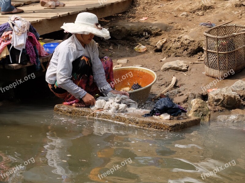 Burma River Water Highlights Work