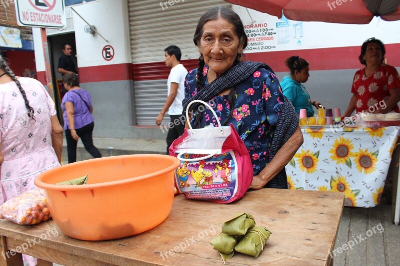 Women Chatina Oaxaca Poverty Traditional Clothes