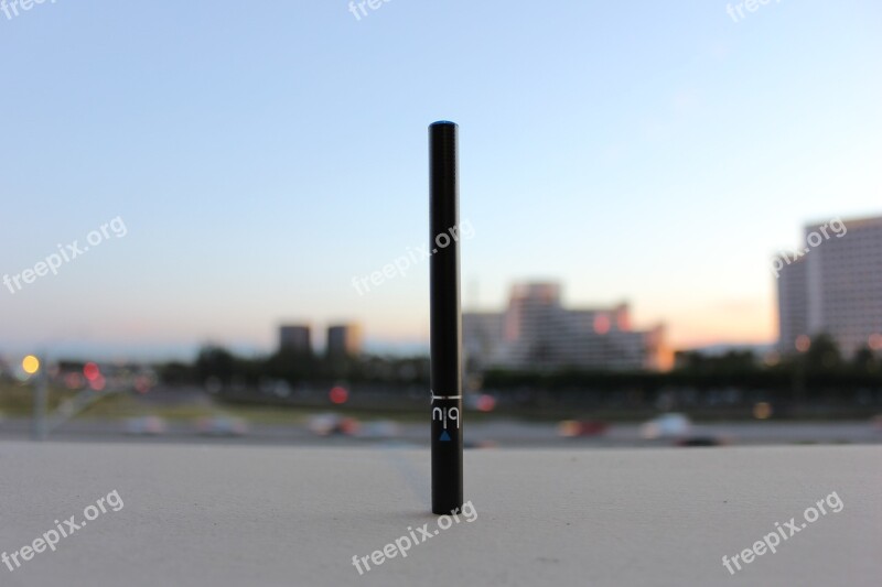 E Cigarette Vaping Blu Cigs Blu Electronic Cigarette