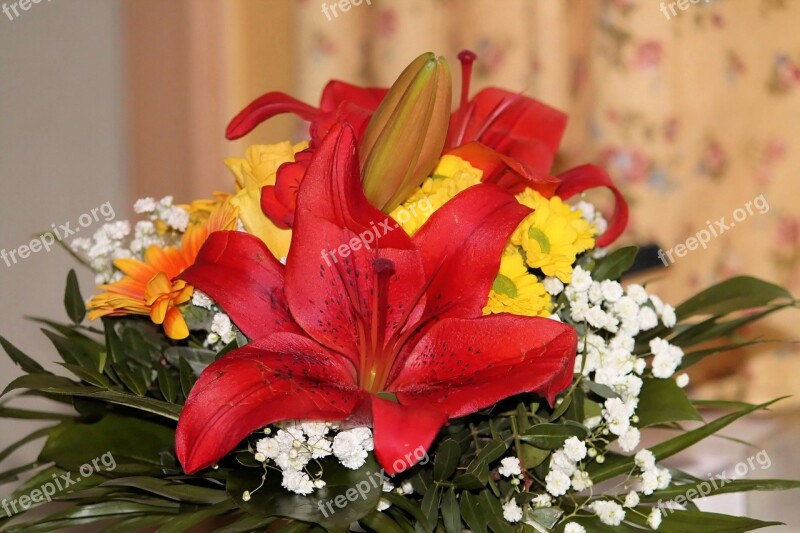 Bouquet Of Flowers Lily Bright Flower Petals