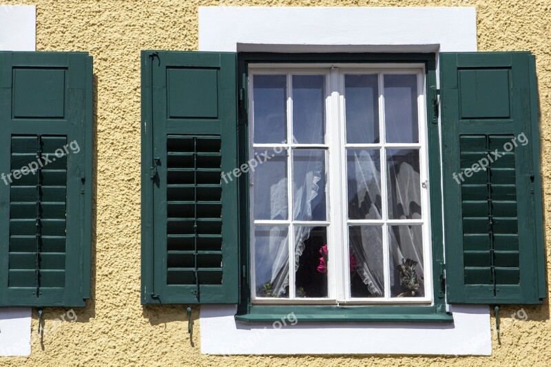 View Attic Window House Mondsee