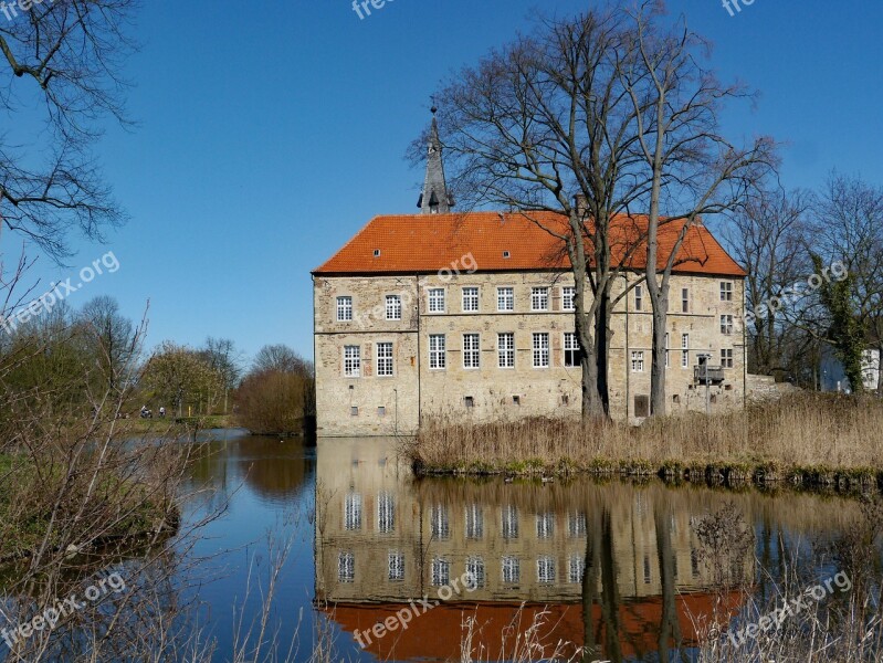 Lüdinghausen Burg Wasserburg Münsterland Moat Beech