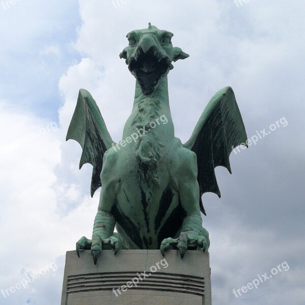 Dragon Bridge Bronze Monument Travel