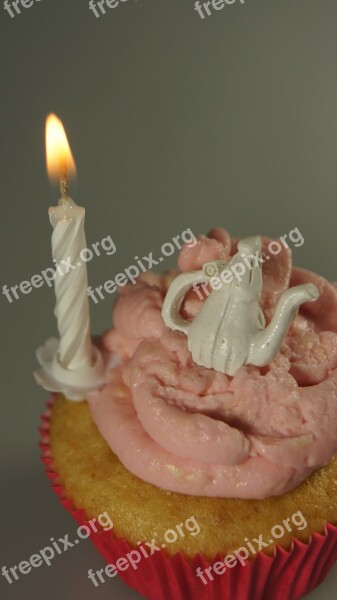 Map Birthday Invitation Muffin Candle