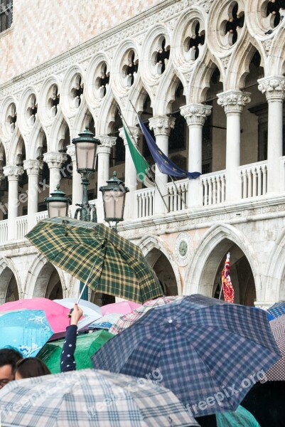 Venice St Mark's Square Tourists Crowd Rain