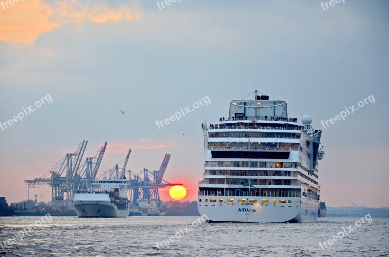 Port Hamburg Aida Sunset Elbe