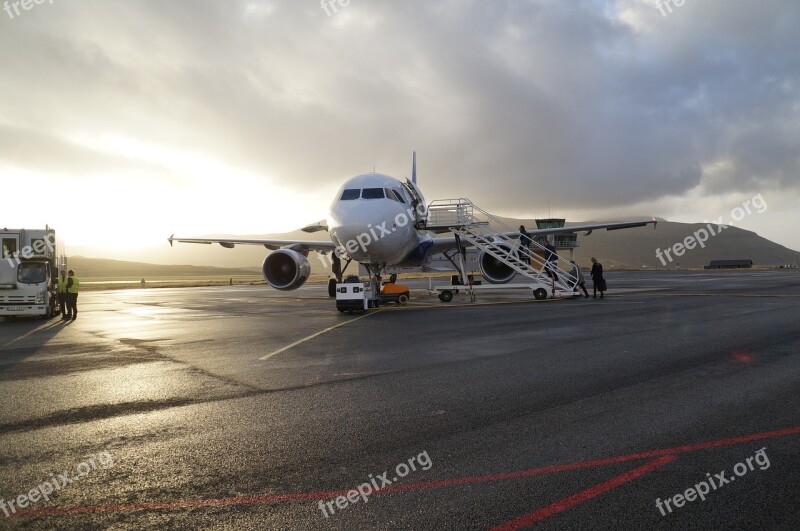 Aircraft Airport Vágar Airbus Atlantic Airways