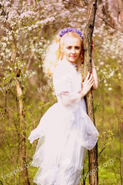 Girl Spring Flowers White Blue Eyes