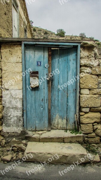 Cyprus Oroklini Old House Abandoned Aged