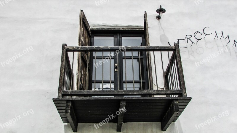 Cyprus Oroklini Bar Balcony Architecture