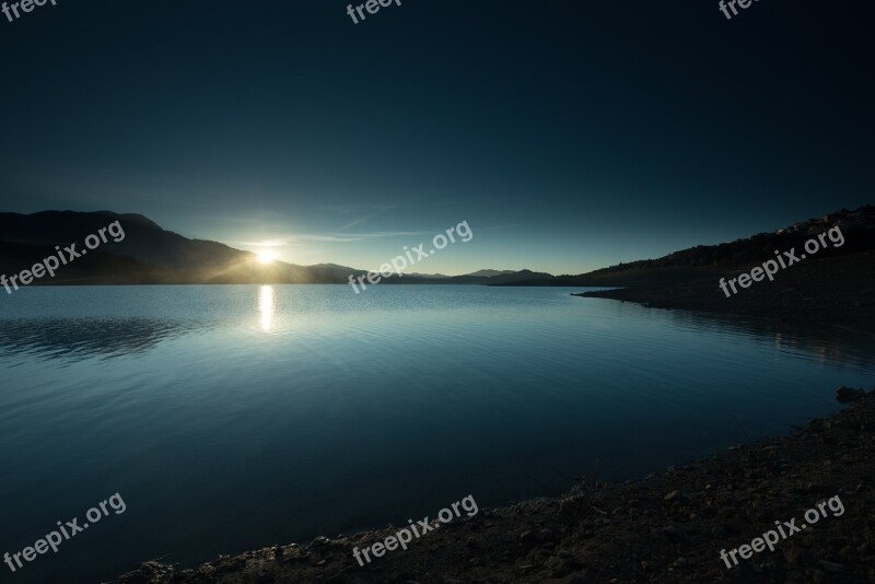 Dawn Marsh Viñuela Axarquia Malaga