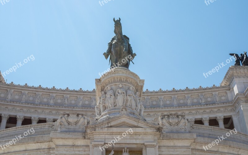 Rome Monument To Vittorio Emanuele Ii The Altar Of The Fatherland Victor Emmanuel 2 Italy