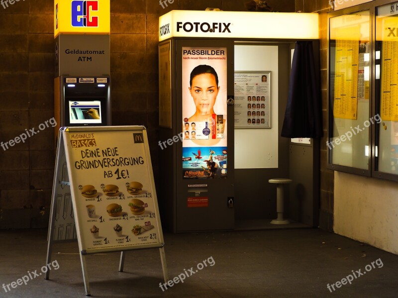 Railway Station Photo Booth Fotofix Retro Vintage