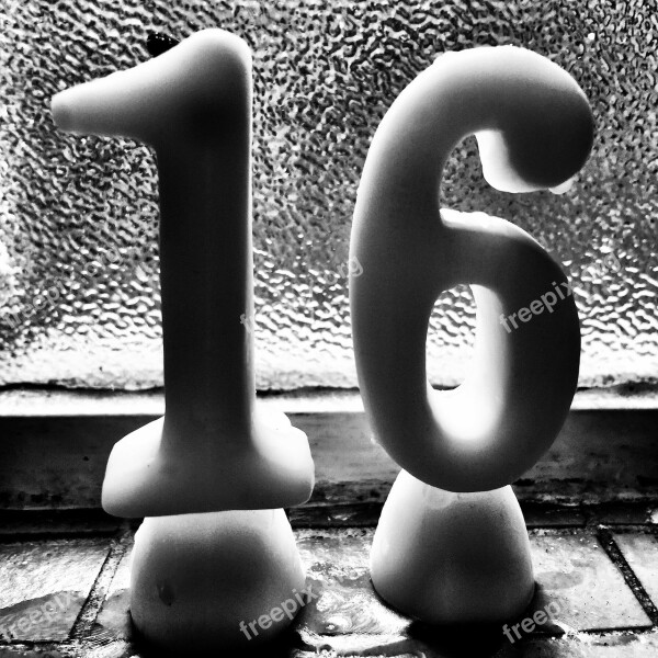 Birthday Candles Congratulations Sixteen Numeral