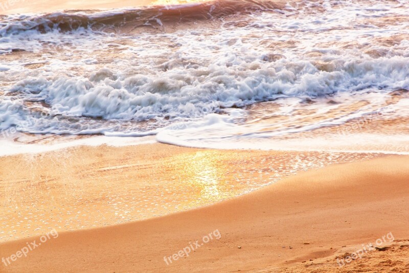 Sandy Beach Wave Sun Glare Foam Morning