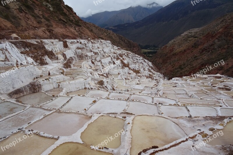 Salt Life Mine Peru White