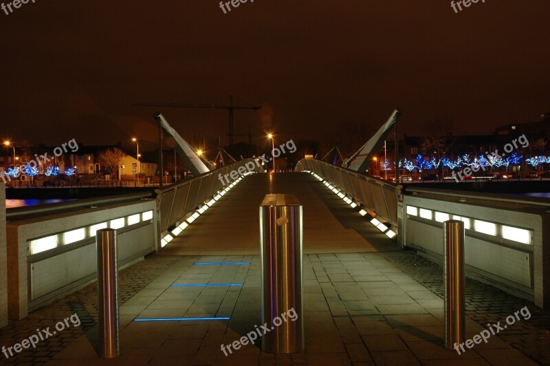 Dublin Bridge Foot Bridge Ireland City