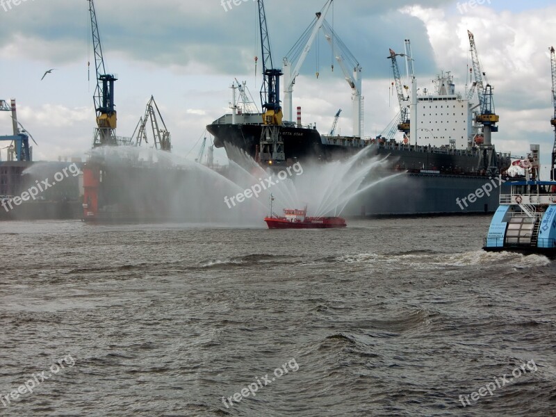 Shipping Port Fire Delete Ship