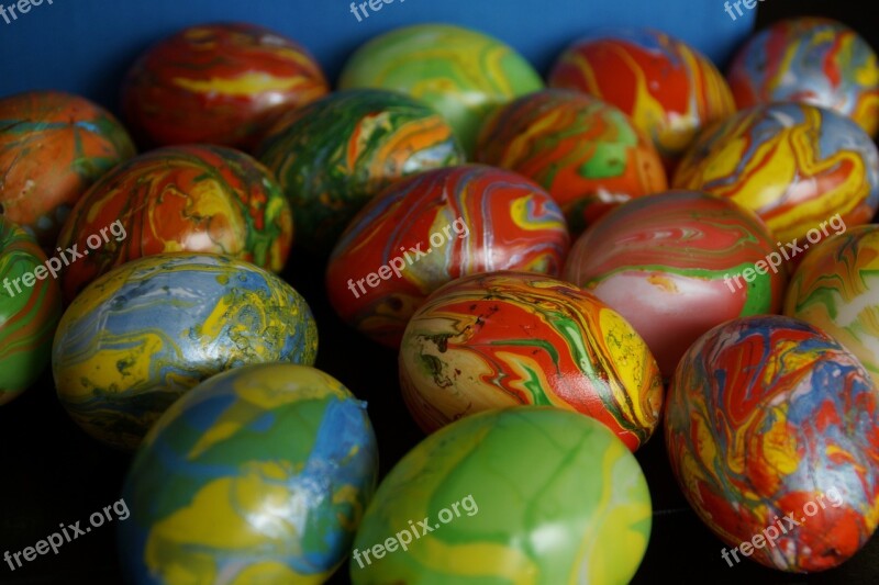 Marbled Easter Eggs Marbled Easter Eggs Colored Colorful