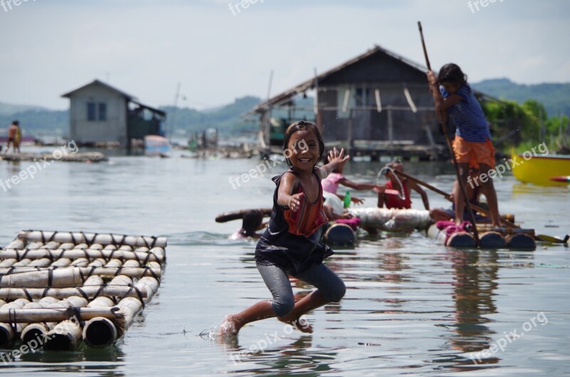 Kids Smile Philippines Water Game