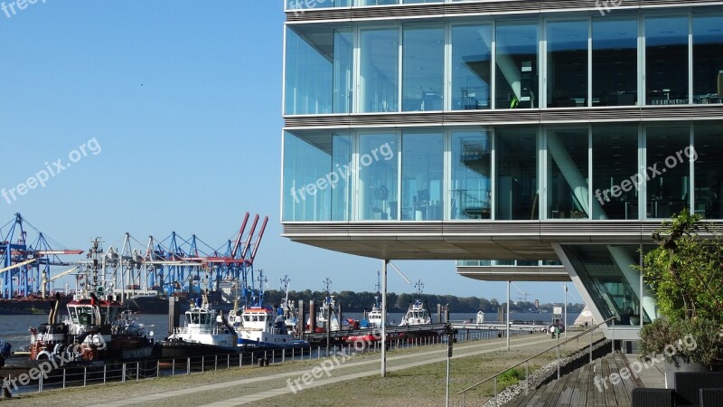 Port House Modern Water Ships