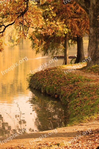 Autumn Lake Part Foliage Nature