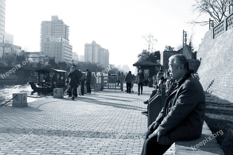 The Old Man Xi'an Moat Street Day