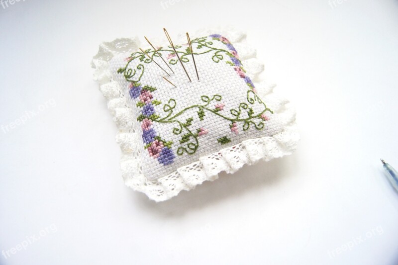 Cross Stitch Manual The Needle Embroidery Needles Redbud