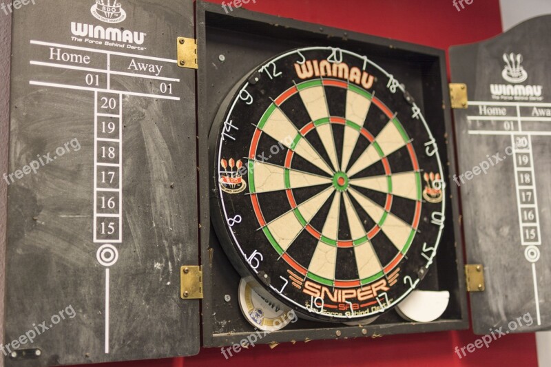 Darts Dart Board Game Competition Recreation