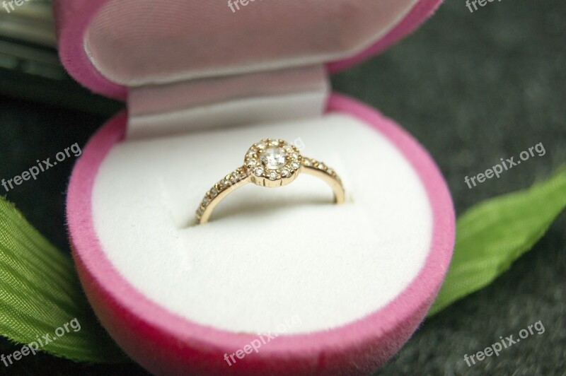 Ring Diamonds Gift March 8 Free Photos