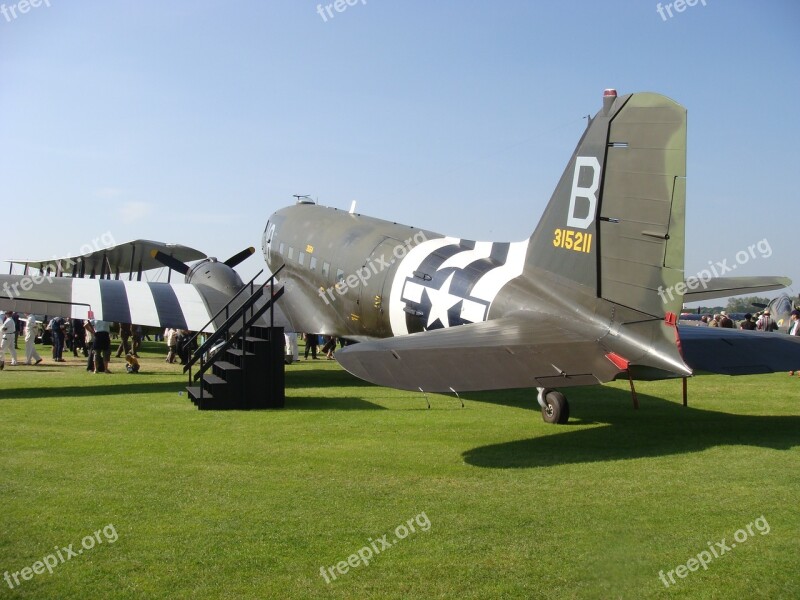 Aeroplane Vintage Ww2 Airplane Fly