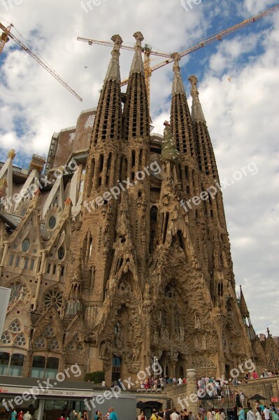 Sagrada Família Barcelona Spain La Sagrada Familia Places Of Interest