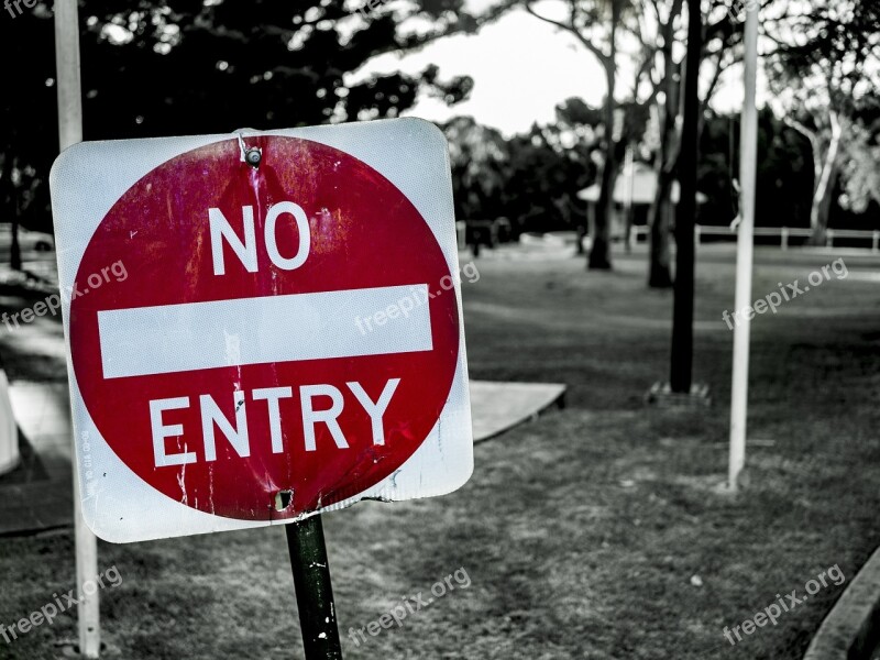 Dark Selective Color No Entry Urbex Abandoned