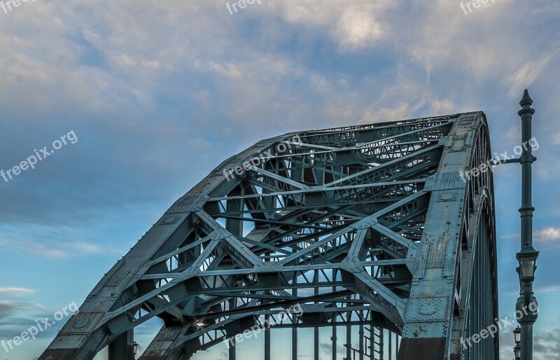 The Tyne Bridge Newcastle Upon Tyne Bridge Architecture United Kingdom