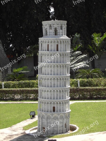 Tower Askew Mini Thailand Pisa Leaning Tower