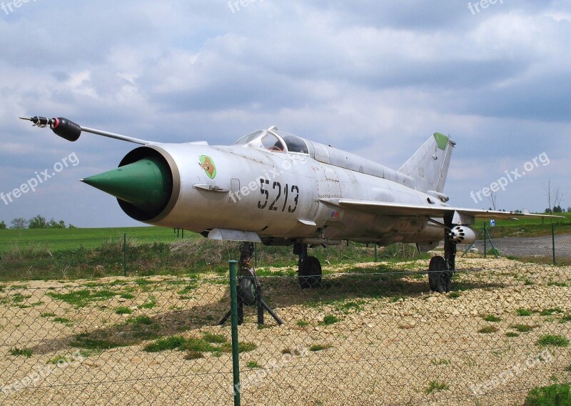 Airport Deep Mašůvky Historic Aircraft Jets Free Photos