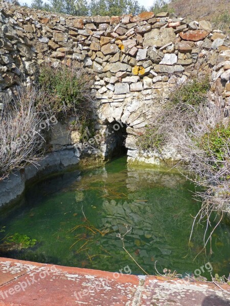 Cistern Raft Water Stone Building Rural