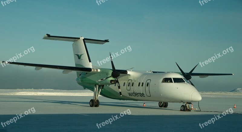 Norway Kirkenes Airport Aircraft Arctic Circle