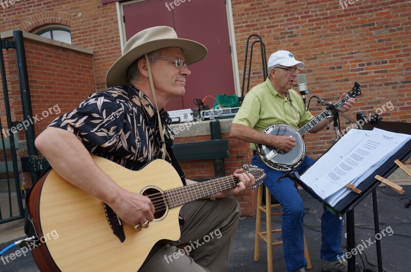 Farmers Market Musicians Guitar Banjo Midwest