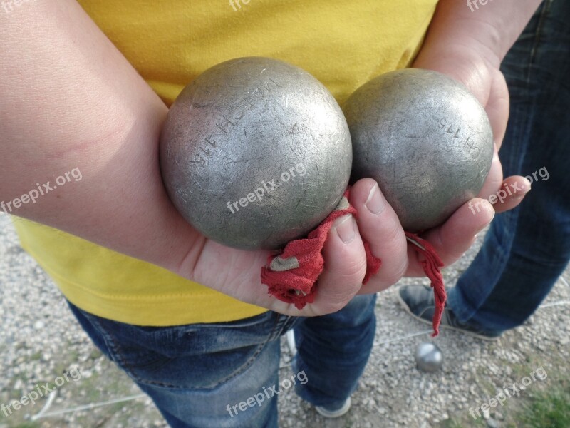 Pétanque Player Hands Balls Game