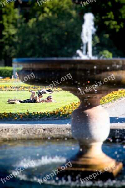 Munich Courtyard Garden Summer Water Fountain