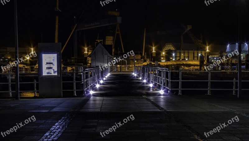 Hdw Crane Kieler Firth Seestrasse Lights Port