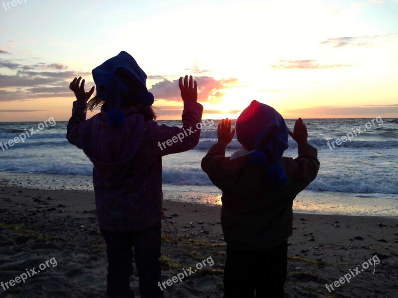 Sea Sunset Children Silhouette Hands Up