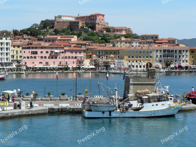 Italy Elbe Ile Port Castle