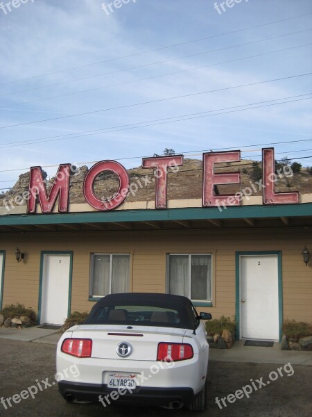 Motel Car Mustang Desert American Style