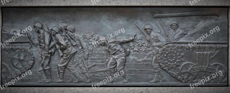 Washington War Historical Epic Sculpture Tribute