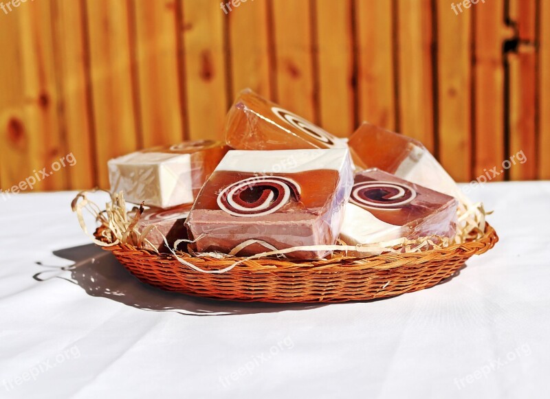 Soaps Honey And Cinnamon Glicerine Soap Handmade Wicker Basket