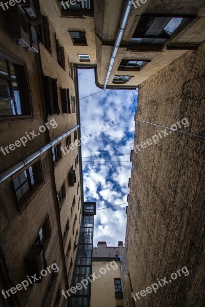 Yard-well Saint Petersburg Sky Yard - Well Yard