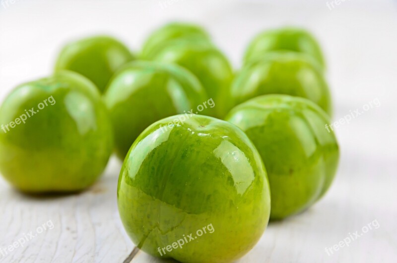 Plum Fruit Green Sad Fruit Growing