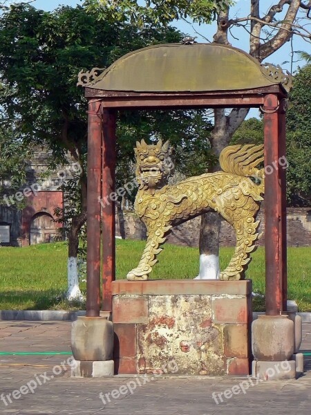 Viet Nam Booed Dragon Citadel Imperial Palace